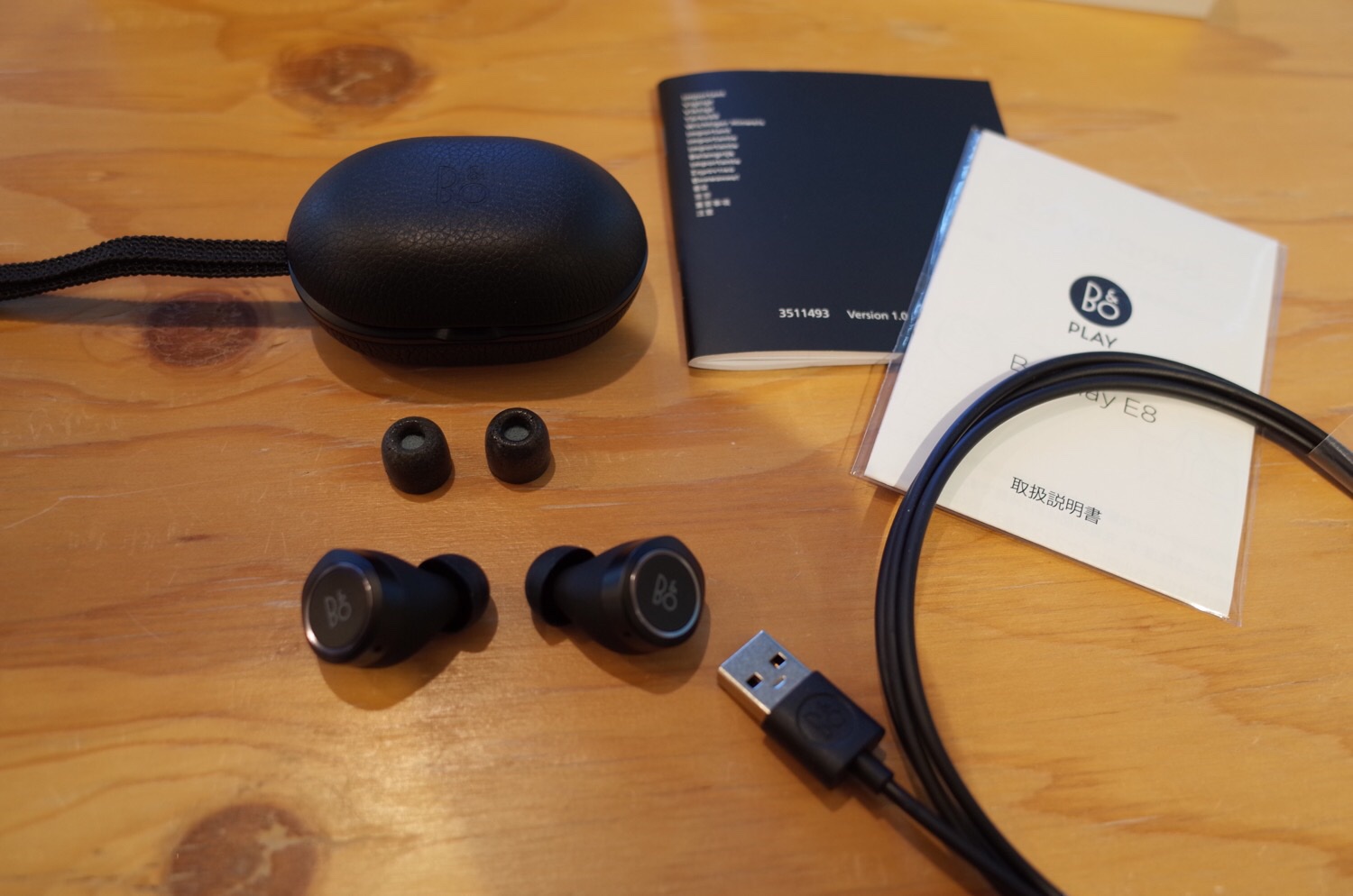 BEOPLAY　E8
